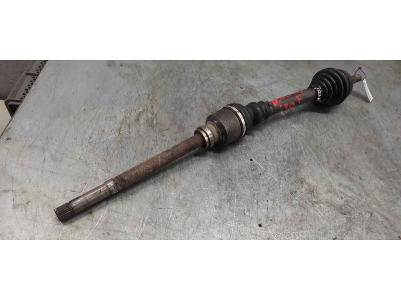 Recambio de transmision delantera derecha para peugeot 206 berlina xr referencia OEM IAM  27CM MANGUETA 26CM CAMBIO