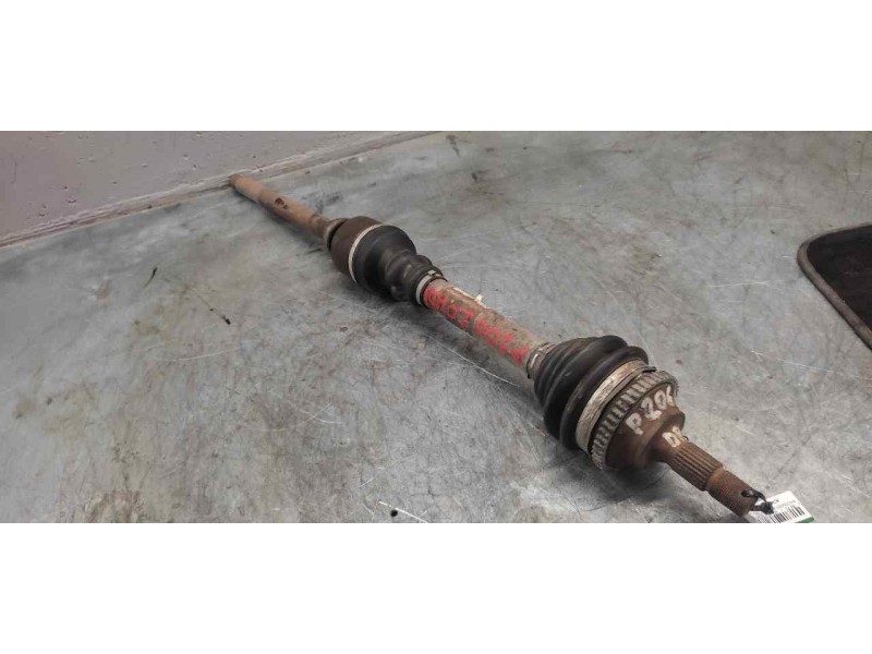 Recambio de transmision delantera derecha para peugeot 206 berlina xr referencia OEM IAM  27CM MANGUETA 26CM CAMBIO