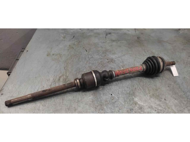 Recambio de transmision delantera derecha para peugeot 206 berlina xr referencia OEM IAM  27CM MANGUETA 26CM CAMBIO