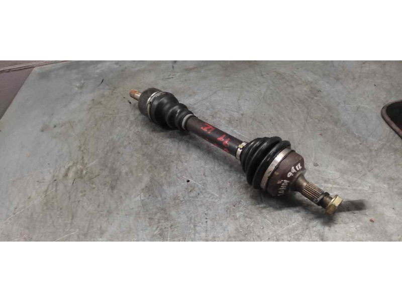 Recambio de transmision delantera izquierda para peugeot 206 berlina xr referencia OEM IAM  27CM MANGUETA 26CM CAMBIO