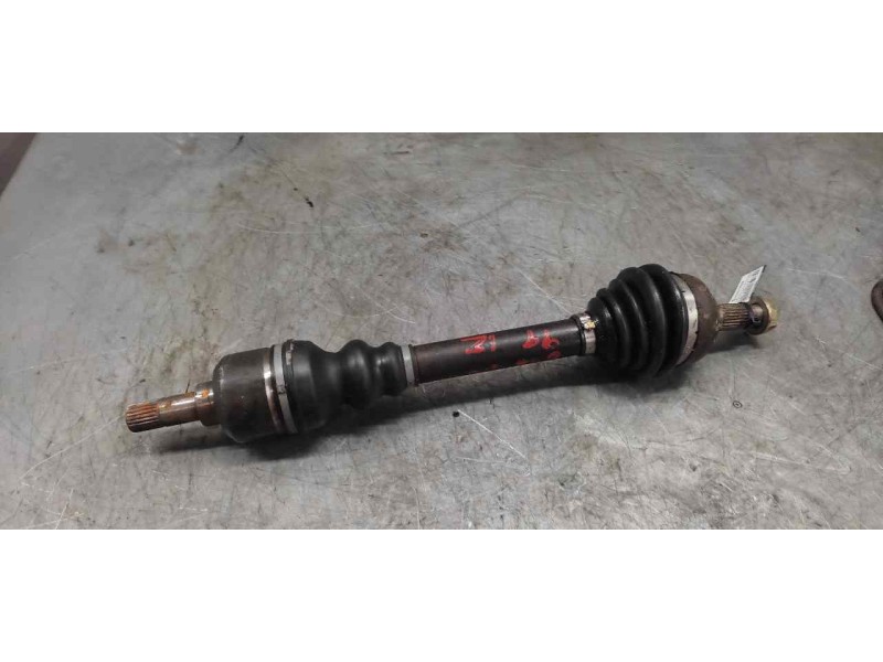 Recambio de transmision delantera izquierda para peugeot 206 berlina xr referencia OEM IAM  27CM MANGUETA 26CM CAMBIO