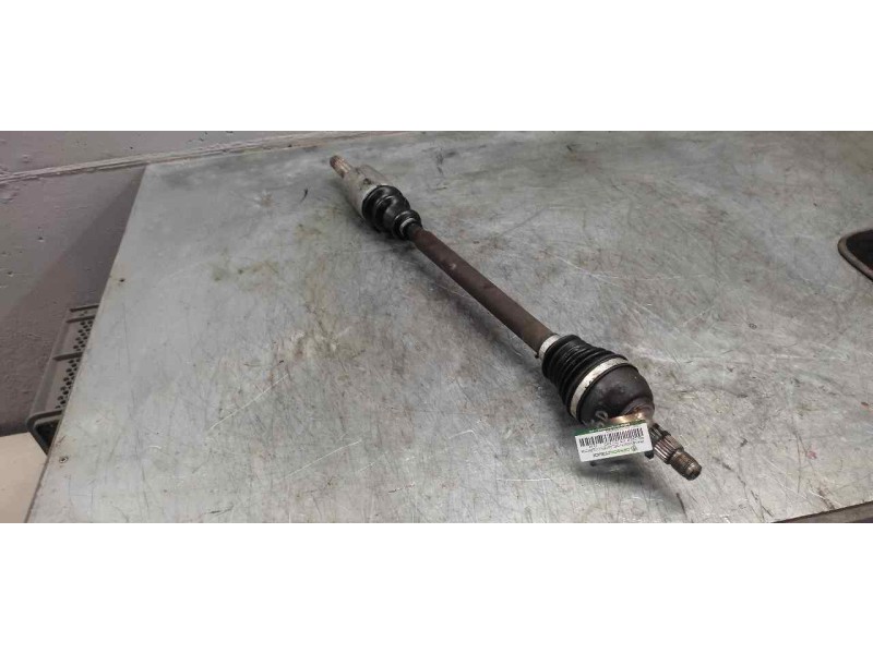 Recambio de transmision delantera derecha para peugeot 106 (s1) xnd referencia OEM IAM  23CM MANGUETA 24CM CAMBIO