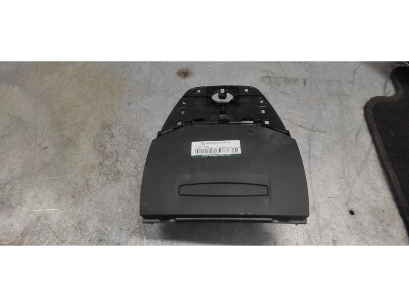 Recambio de guantera para ford tourneo courier (c4a) ambiente referencia OEM IAM ET76R04694AG CENTRAL 