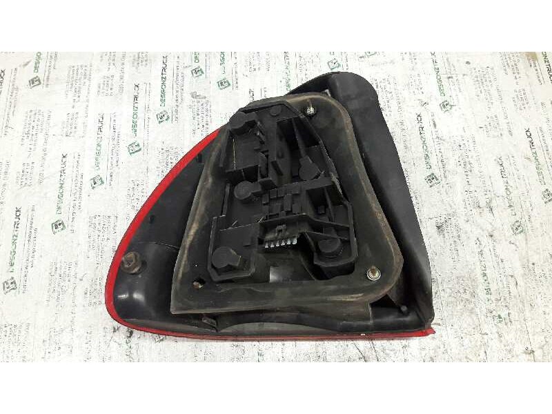 Recambio de piloto trasero derecho para mg serie 45 (rt) classic (5-ptas.) referencia OEM IAM   