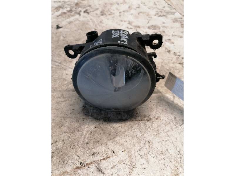 Recambio de faro antiniebla izquierdo para renault scenic ii referencia OEM IAM 8200074008 2 PINS 