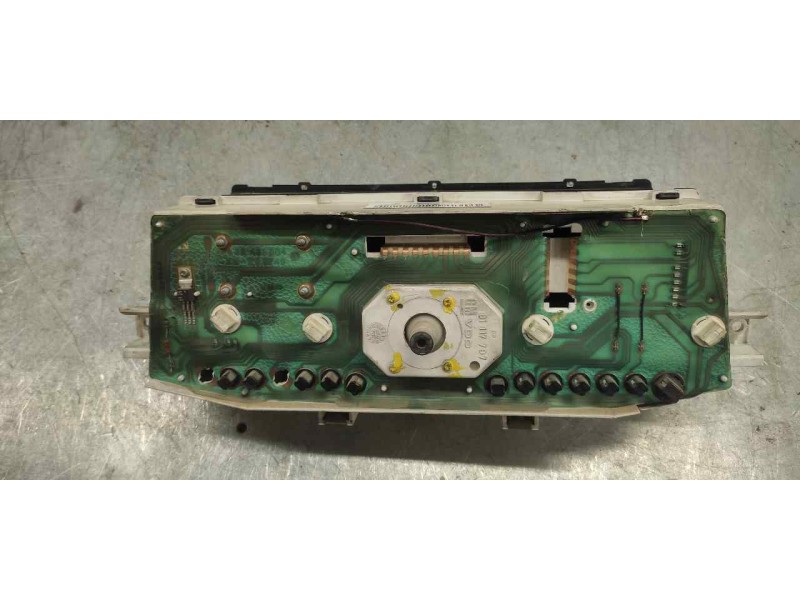 Recambio de cuadro instrumentos para opel frontera a sport referencia OEM IAM 87001271  