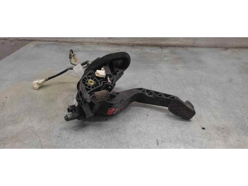 Recambio de pedal embrague para ford tourneo courier (c4a) ambiente referencia OEM IAM EY167B633CA  