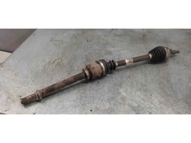Recambio de transmision delantera derecha para renault scenic ii 1.5 dci diesel referencia OEM IAM 8200472158  
