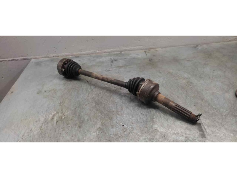 Recambio de transmision delantera derecha para volkswagen t-3 caravelle referencia OEM IAM  3,5CM MANGUETA 