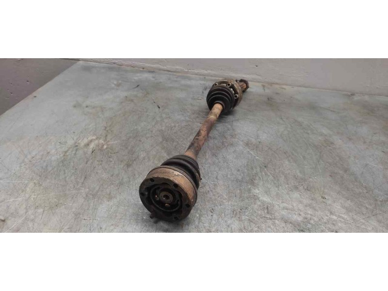 Recambio de transmision delantera derecha para volkswagen t-3 caravelle referencia OEM IAM  3,5CM MANGUETA 