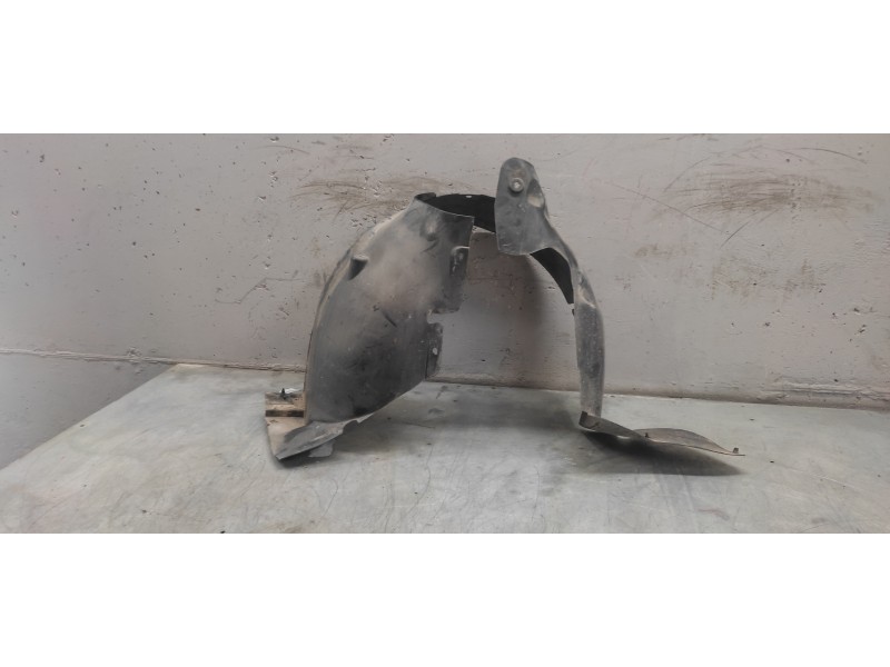 Recambio de paso rueda izquierdo para peugeot 206 berlina 1.4 hdi referencia OEM IAM   DELANTERO