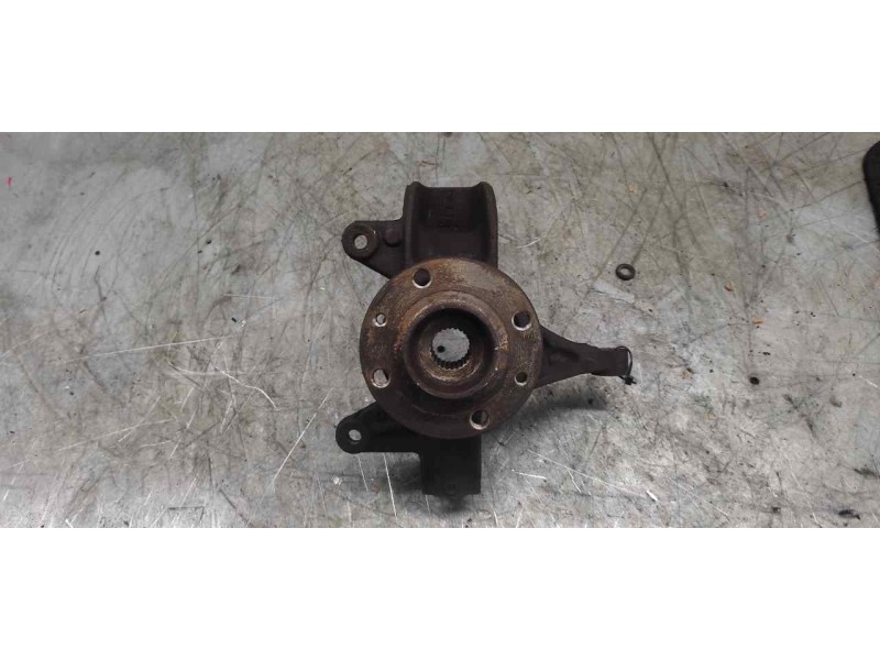 Recambio de mangueta delantera izquierda para renault scenic ii authentique referencia OEM IAM   