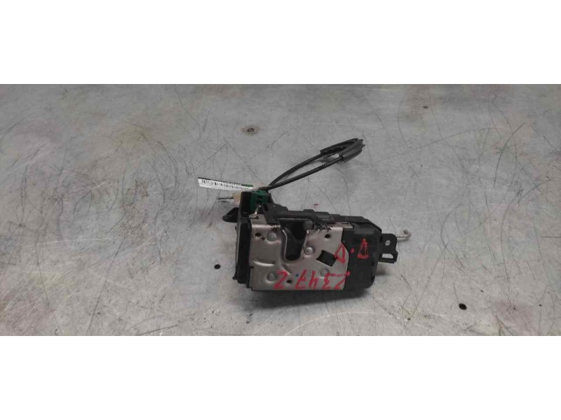 Recambio de cerradura puerta delantera derecha para opel zafira b cosmo referencia OEM IAM 13210749 5 PINS 