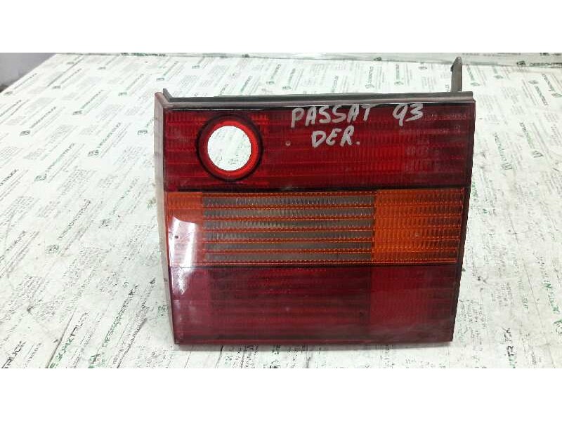 Recambio de piloto trasero derecho para volkswagen passat berlina (3a2) cl referencia OEM IAM 3A5945250  