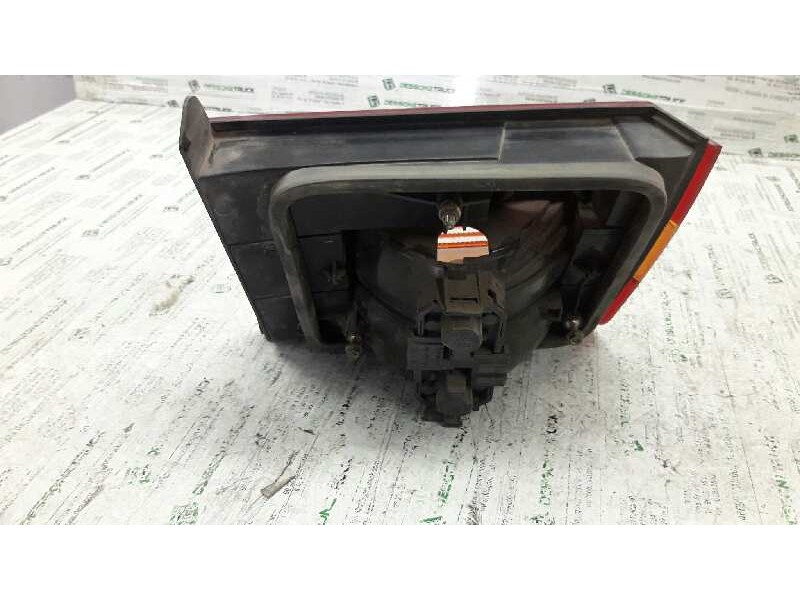 Recambio de piloto trasero derecho para volkswagen passat berlina (3a2) cl referencia OEM IAM 3A5945250  