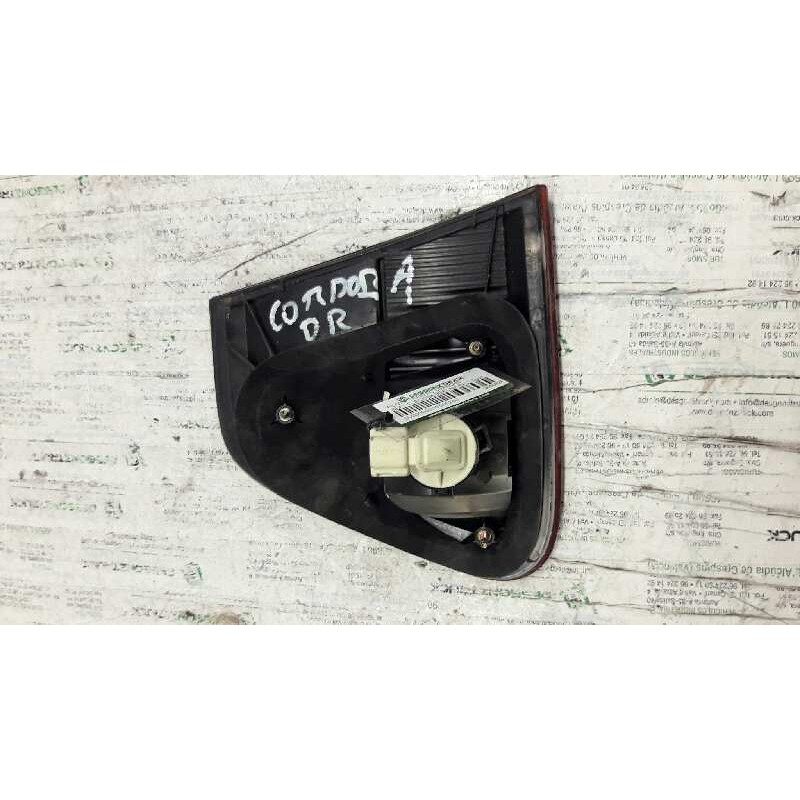 Recambio de piloto trasero derecho para seat cordoba berlina (6k2) sport referencia OEM IAM 945092F  