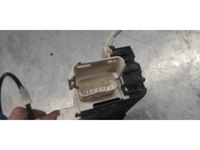 Recambio de cerradura puerta trasera izquierda para peugeot 407 sw st sport referencia OEM IAM 9681337380 6 PINS 