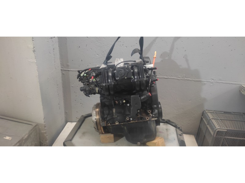 Recambio de motor completo para volkswagen polo berlina (6n1) air referencia OEM IAM AEE  