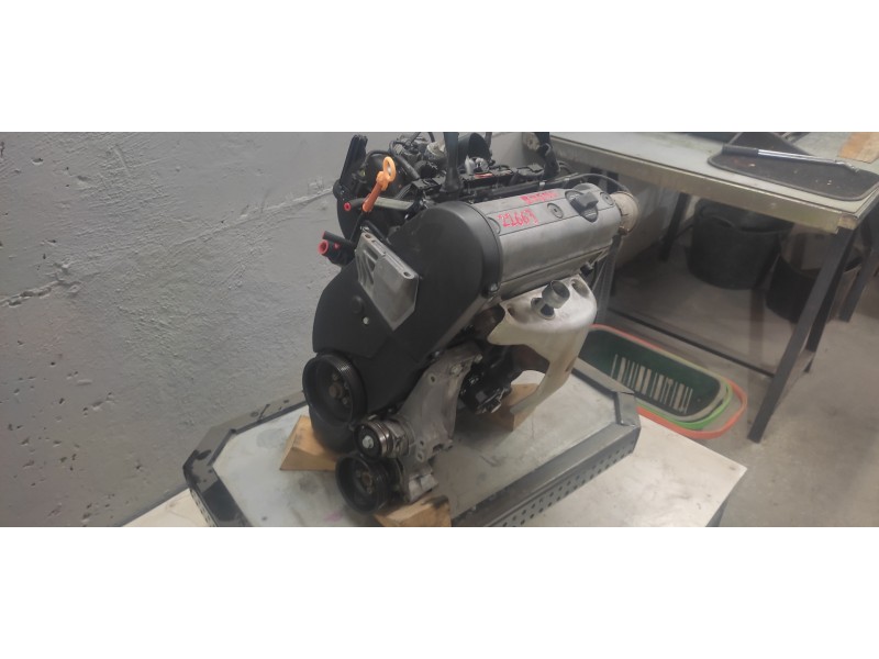 Recambio de motor completo para volkswagen polo berlina (6n1) air referencia OEM IAM AEE  