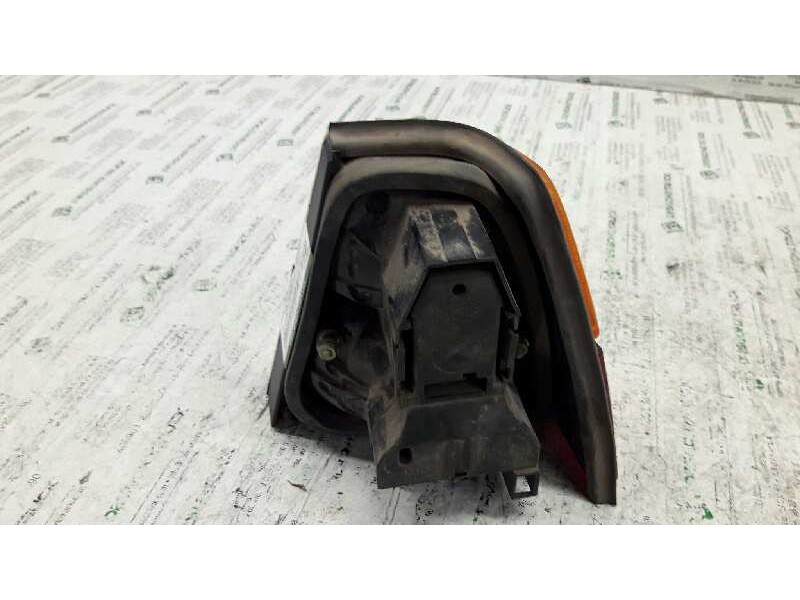 Recambio de piloto trasero izquierdo para volkswagen passat berlina (312) cl referencia OEM IAM 321945257  