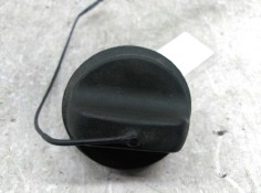 Recambio de tapon combustible para nissan primastar (x83) caja cerrada batalla corta 2,7t referencia OEM IAM 1725100QAA  