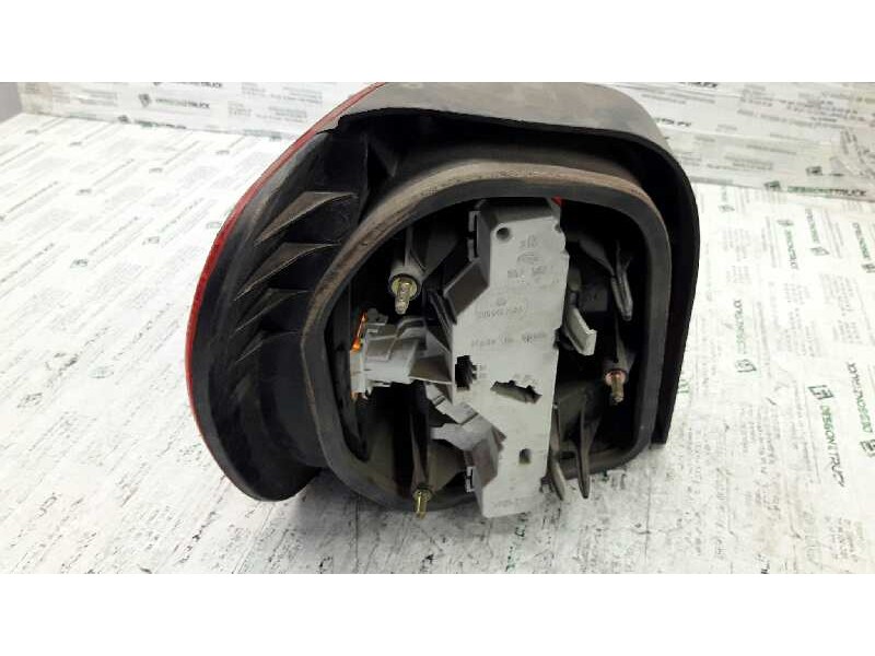 Recambio de piloto trasero derecho para volkswagen polo berlina (6n1) básico referencia OEM IAM 6N0945258  