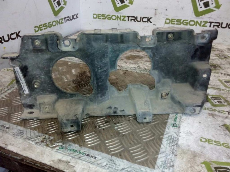 Recambio de soporte faro izquierdo para nissan trucks atleon 35.13 referencia OEM IAM   