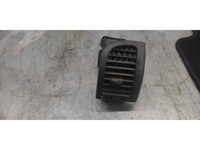 Recambio de difusor calefaccion para opel zafira a club referencia OEM IAM 90561076  