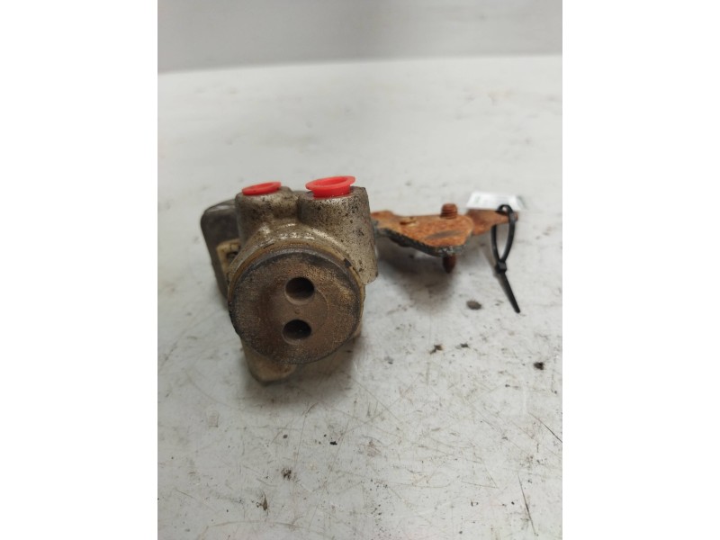 Recambio de repartidor de freno para iveco daily combi referencia OEM IAM 500329931  