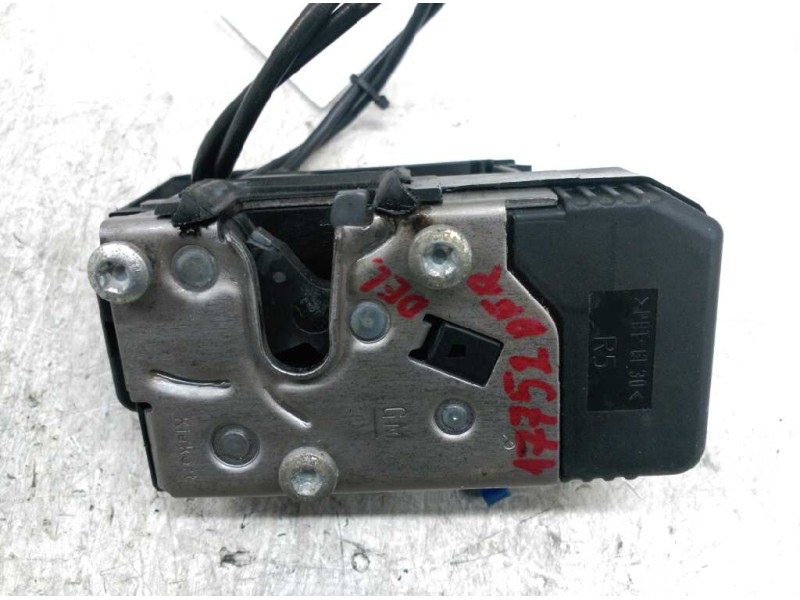 Recambio de cerradura puerta delantera derecha para nissan primastar (x83) caja cerrada batalla corta 2,7t referencia OEM IAM 82