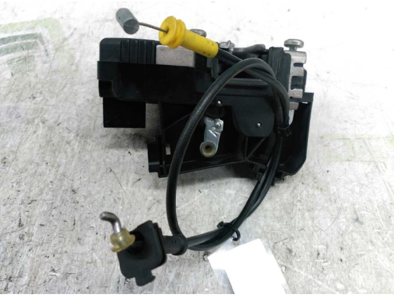 Recambio de cerradura puerta delantera derecha para nissan primastar (x83) caja cerrada batalla corta 2,7t referencia OEM IAM 82