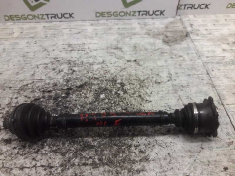 Recambio de transmision delantera derecha para audi a6 berlina (4b2) 2.4 (100kw) referencia OEM IAM 4B0407272C  