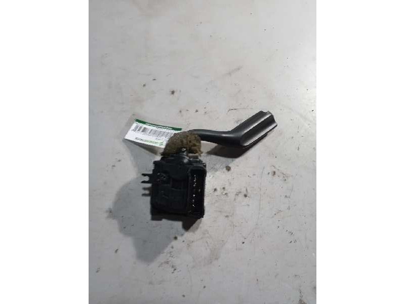 Recambio de mando limpia para renault magnum ab 2005 12.8 diesel referencia OEM IAM 5010589991  