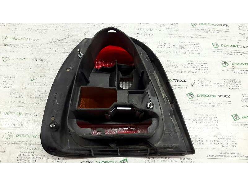 Recambio de piloto trasero derecho para nissan sunny berlina (n14) slx referencia OEM IAM 22063324  
