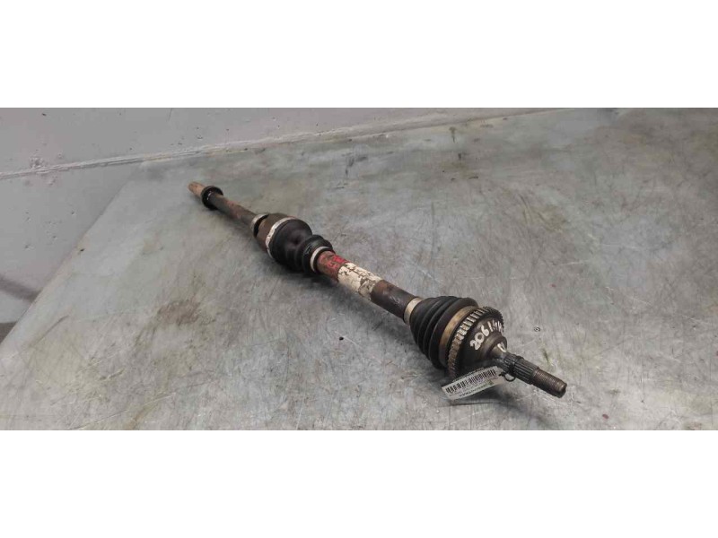 Recambio de transmision delantera derecha para peugeot 206 berlina xr referencia OEM IAM  23MM MANGUETA 24MM CAMBIO