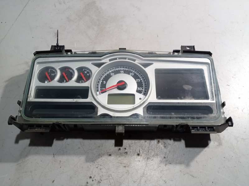 Recambio de cuadro instrumentos para renault magnum ab 2005 12.8 diesel referencia OEM IAM 7420977604  