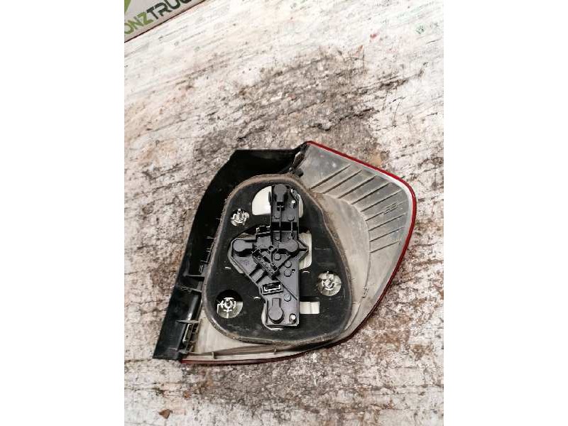 Recambio de piloto trasero izquierdo para bmw serie 1 berlina (e81/e87) 118d referencia OEM IAM  6 PINS 