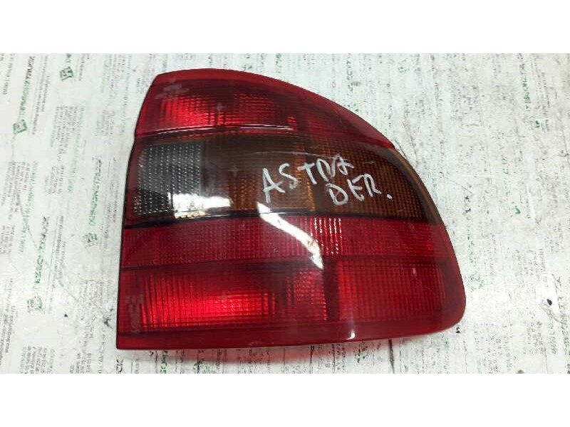 Recambio de piloto trasero derecho para opel astra f berlina básico referencia OEM IAM   