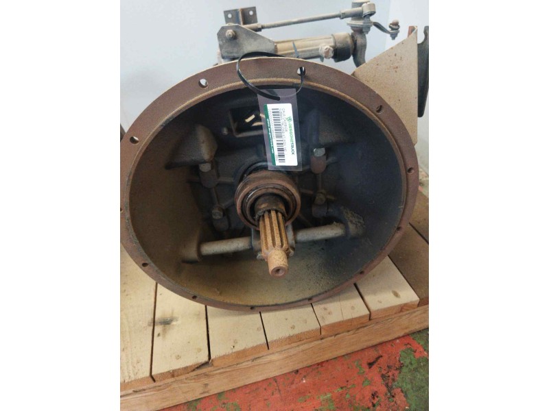 Recambio de caja cambios para nissan trucks atleon 140 referencia OEM IAM S542 32010D8901 1307050106