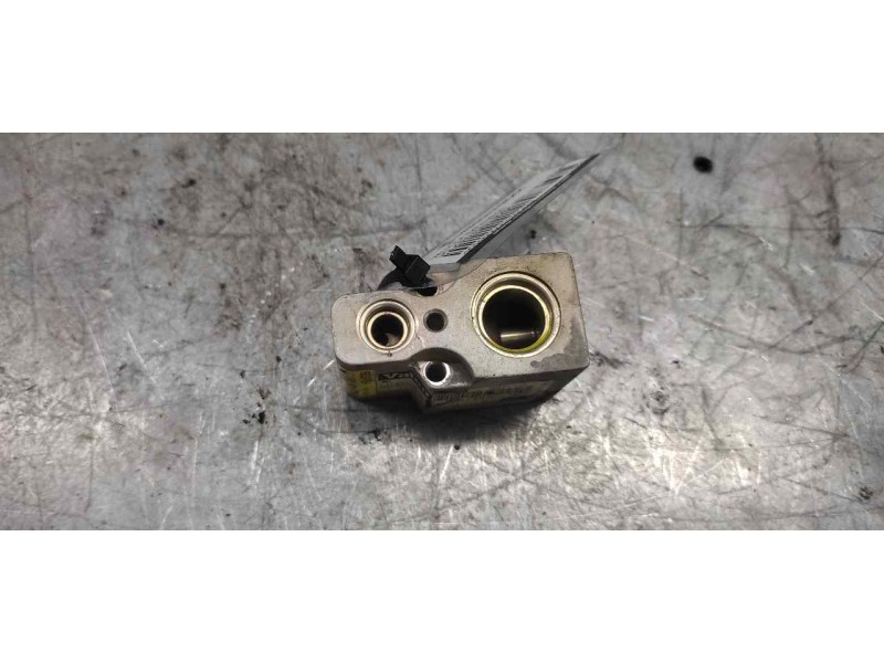 Recambio de valvula expansion para volkswagen bora berlina (1j2) conceptline referencia OEM IAM 1J1820103B  