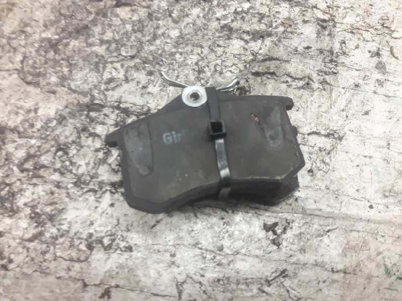 Recambio de pastillas de freno traseras para renault megane ii coupe/cabrio authentique referencia OEM IAM   
