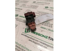 Recambio de warning para citroën c4 berlina sx referencia OEM IAM 96480877KR 3 PINS  2