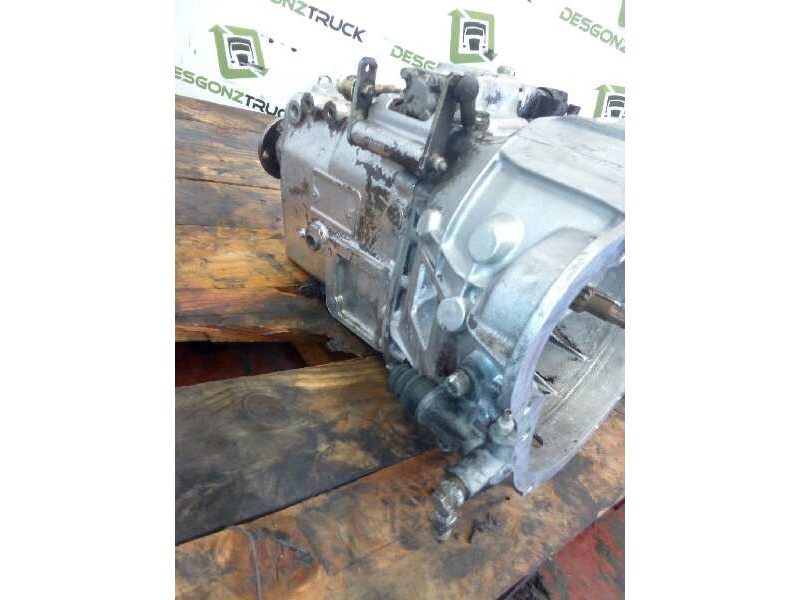 Recambio de caja cambios para nissan trucks trade trade 3.0 referencia OEM IAM M525A M525C M525E
