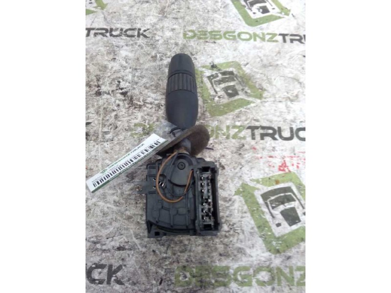 Recambio de mando limpia para renault premium distribution fas 4x2 cabina larga referencia OEM IAM 5010480375 34471801 