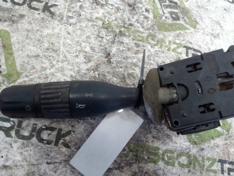 Recambio de mando intermitentes para renault premium distribution fas 4x2 cabina larga referencia OEM IAM 5001837500 34417501 