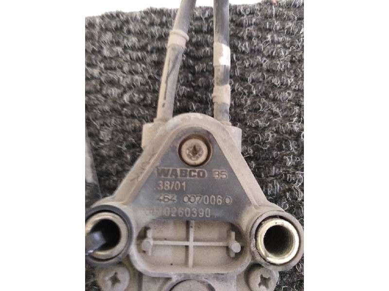 Recambio de valvula aire para renault hd 250.18 premium e2 fg modelo 250.18 184 kw cabina para dormir referencia OEM IAM  464007