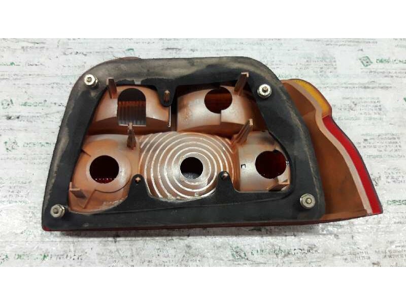 Recambio de piloto trasero izquierdo para ford escort berlina cl referencia OEM IAM   