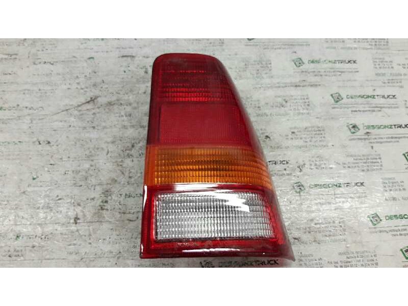 Recambio de piloto trasero derecho para opel kadett e california berlina referencia OEM IAM   