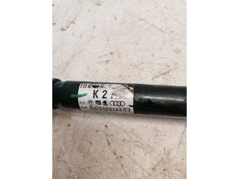 Recambio de transmision delantera derecha para audi a4 berlina (8e) 1.9 tdi referencia OEM IAM 8E0407272AT  