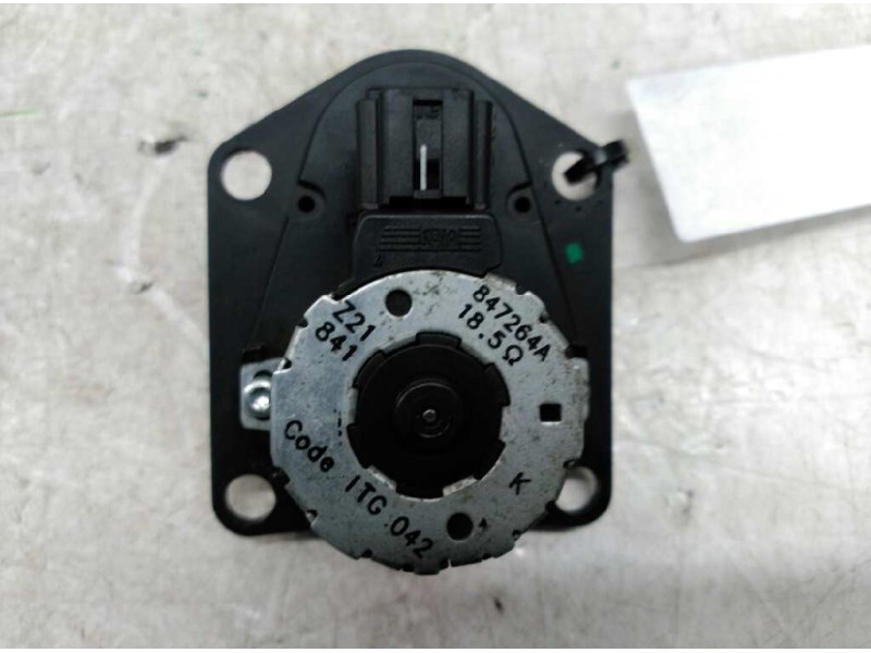 Recambio de motor regulador climatizacion para citroën xsara berlina 1.9d seduction referencia OEM IAM 847264A  